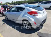 2013 Hyundai Veloster photo