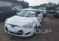 2013 Hyundai Veloster photo