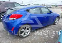 2013 Hyundai Veloster photo