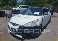 2013 Hyundai Veloster photo