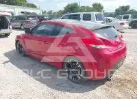 2013 Hyundai Veloster photo