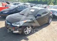 2013 Hyundai Veloster photo