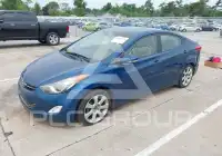 2013 Hyundai Elantra photo