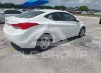 2013 Hyundai Elantra photo