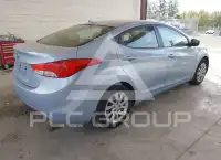 2013 Hyundai Elantra photo