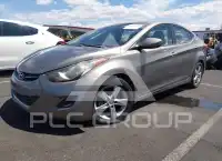 2013 Hyundai Elantra photo