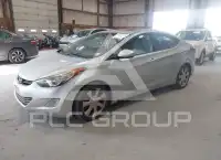 2013 Hyundai Elantra фото