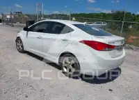 2013 Hyundai Elantra photo