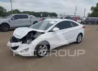 2013 Hyundai Elantra фото