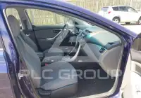 2013 Hyundai Elantra photo