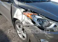 2013 Hyundai Elantra фото