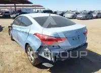 2013 Hyundai Elantra photo