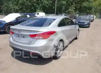 2013 Hyundai Elantra photo