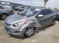 2013 Hyundai Elantra photo