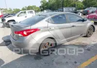 2013 Hyundai Elantra photo