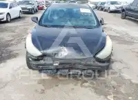 2013 Hyundai Elantra фото