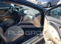 2013 Hyundai Elantra photo