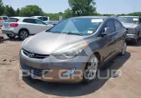 2013 Hyundai Elantra фото