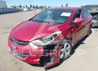 2013 Hyundai Elantra photo