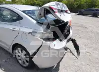 2013 Hyundai Elantra фото