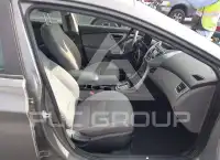 2013 Hyundai Elantra photo