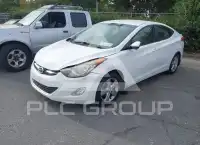 2013 Hyundai Elantra photo