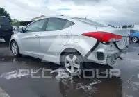 2013 Hyundai Elantra photo