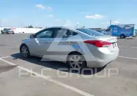 2013 Hyundai Elantra photo