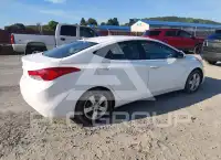 2013 Hyundai Elantra photo