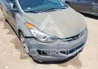 2013 Hyundai Elantra photo