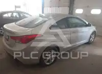 2013 Hyundai Elantra photo
