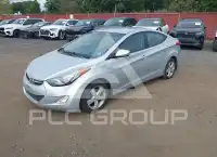 2013 Hyundai Elantra фото