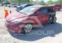2013 Hyundai Elantra photo