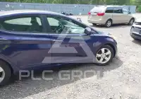2013 Hyundai Elantra photo