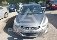 2013 Hyundai Elantra фото