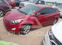 2013 Hyundai Elantra photo