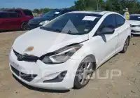 2013 Hyundai Elantra фото