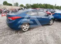 2013 Hyundai Elantra photo