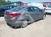 2013 Hyundai Elantra photo