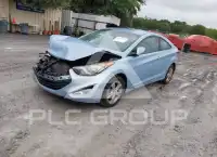 2013 Hyundai Elantra photo