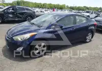 2013 Hyundai Elantra photo