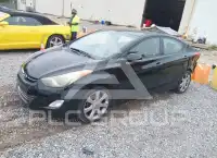 2013 Hyundai Elantra фото