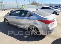2013 Hyundai Elantra photo