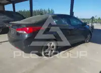 2013 Hyundai Elantra photo