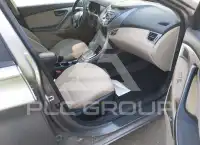 2013 Hyundai Elantra photo