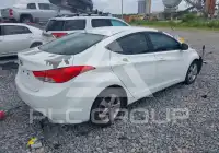 2013 Hyundai Elantra фото