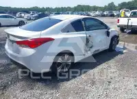 2013 Hyundai Elantra photo