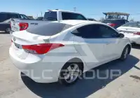 2013 Hyundai Elantra фото