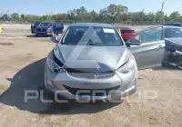 2013 Hyundai Elantra photo