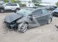2013 Hyundai Elantra фото